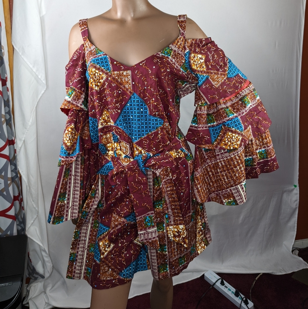 NWOT, AFRICAN PRINT JUMPER & ROMPER SIZE 22